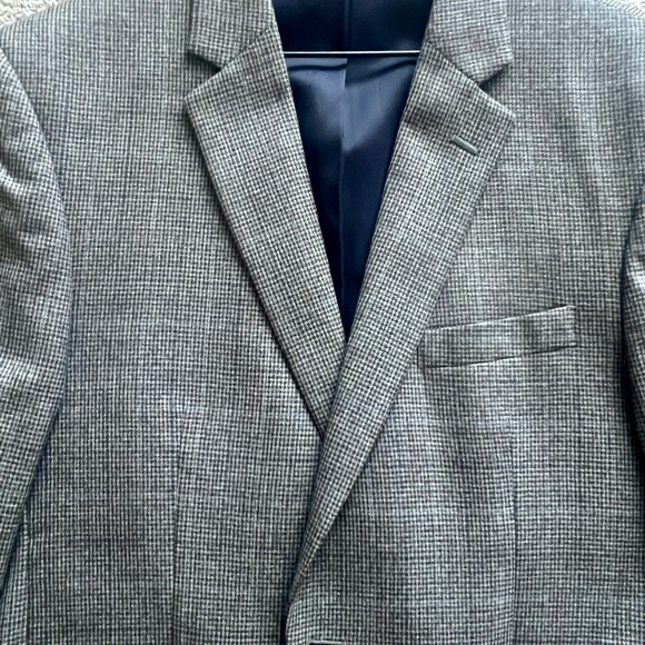 Jos. A. Bank Traveler Collection 43L Blazer Sport Coat Gray Check - Picture 3 of 7